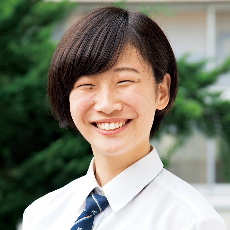 小林 栞