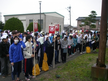 射水キャンパス学生寮（和海寮）で防火訓練を行いました。