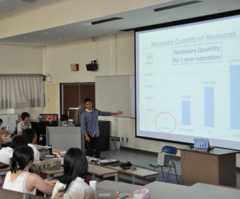 長岡技術科学大学　アドバンストコース 協働科目Ⅰ「英語プレゼン」学生発表会が行われました