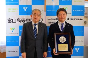 河合 孝恵 教授が 第70回 (2021年) 読売教育賞 最優秀賞を受賞しました。