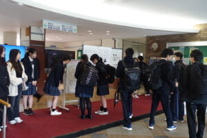 第1回あいさつ運動を行いました。（本郷キャンパス）