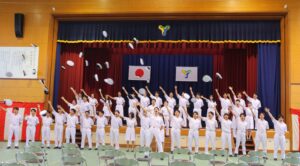 卒業証書・修了証書授与式（商船学科・専攻科海事システム工学専攻）を挙行しました。